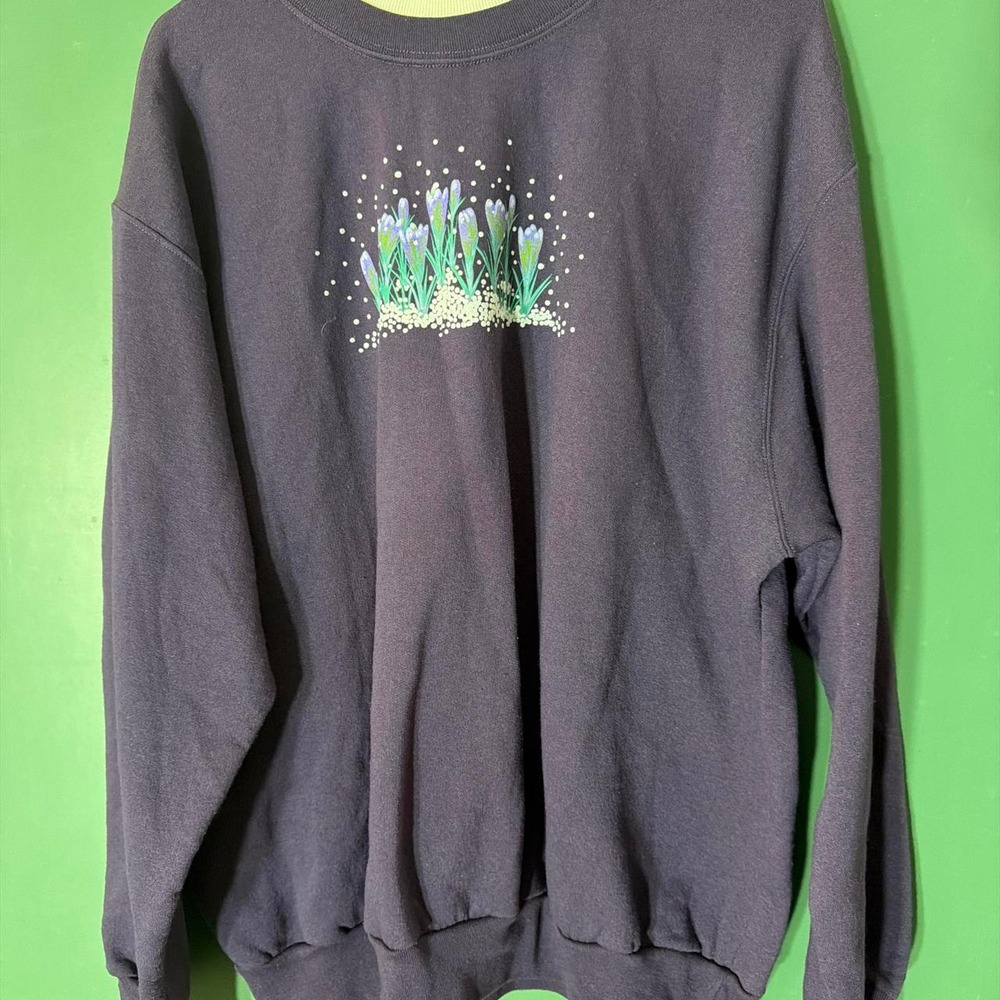 Day Breeze Vintage Purple Crocus Floral Graphic Crewneck Sweatshirt XXL